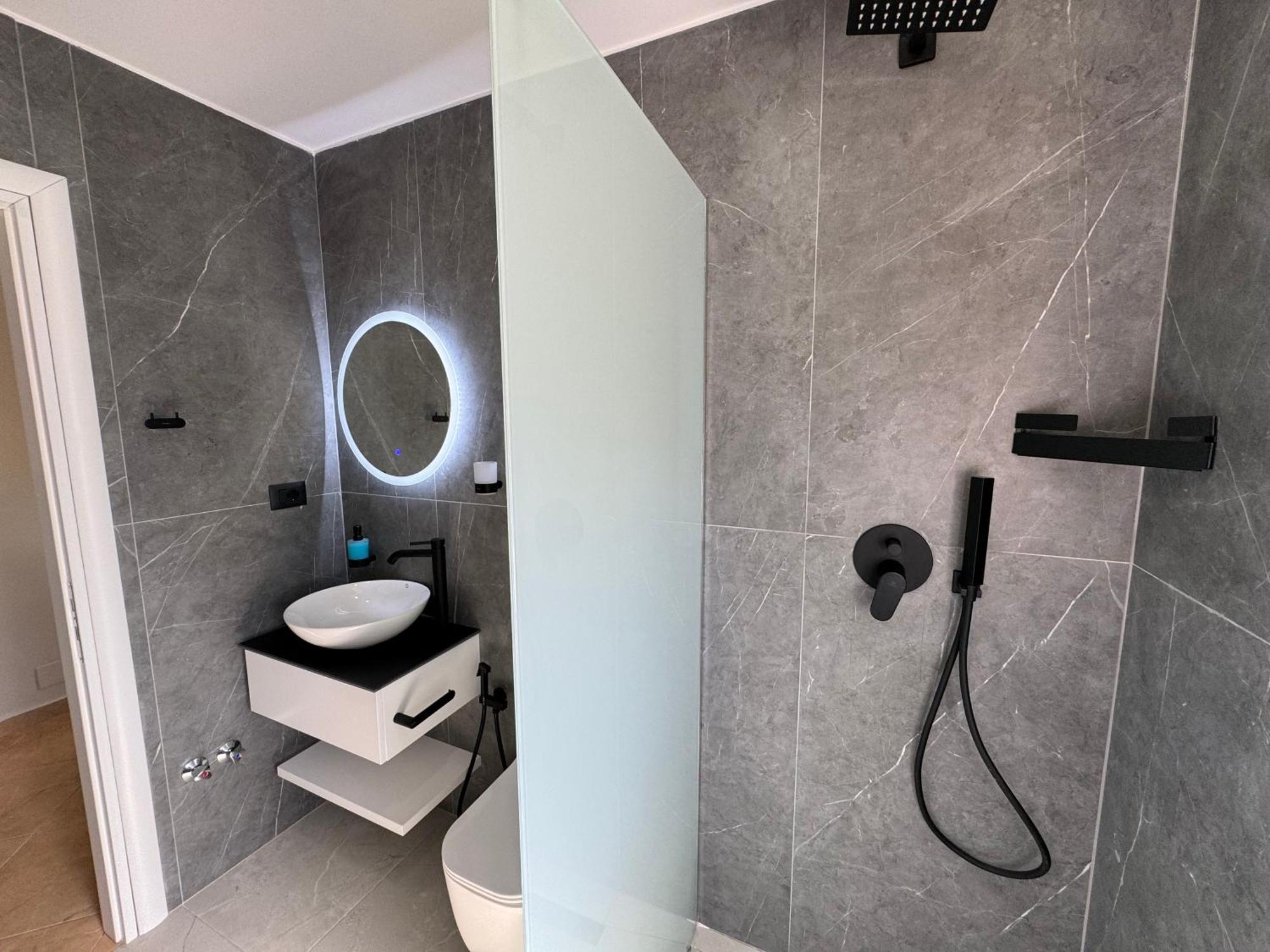 סרנדה Garden Villa Apartments מראה חיצוני תמונה